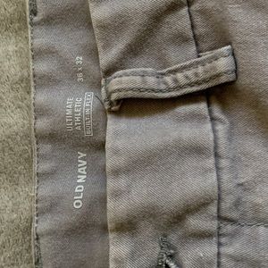 Mens Old Navy gray pants.